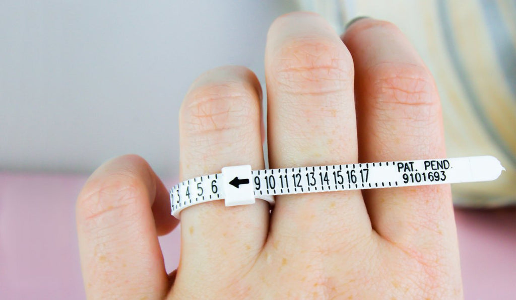 Como saber la talla/medida de dedo de la novia